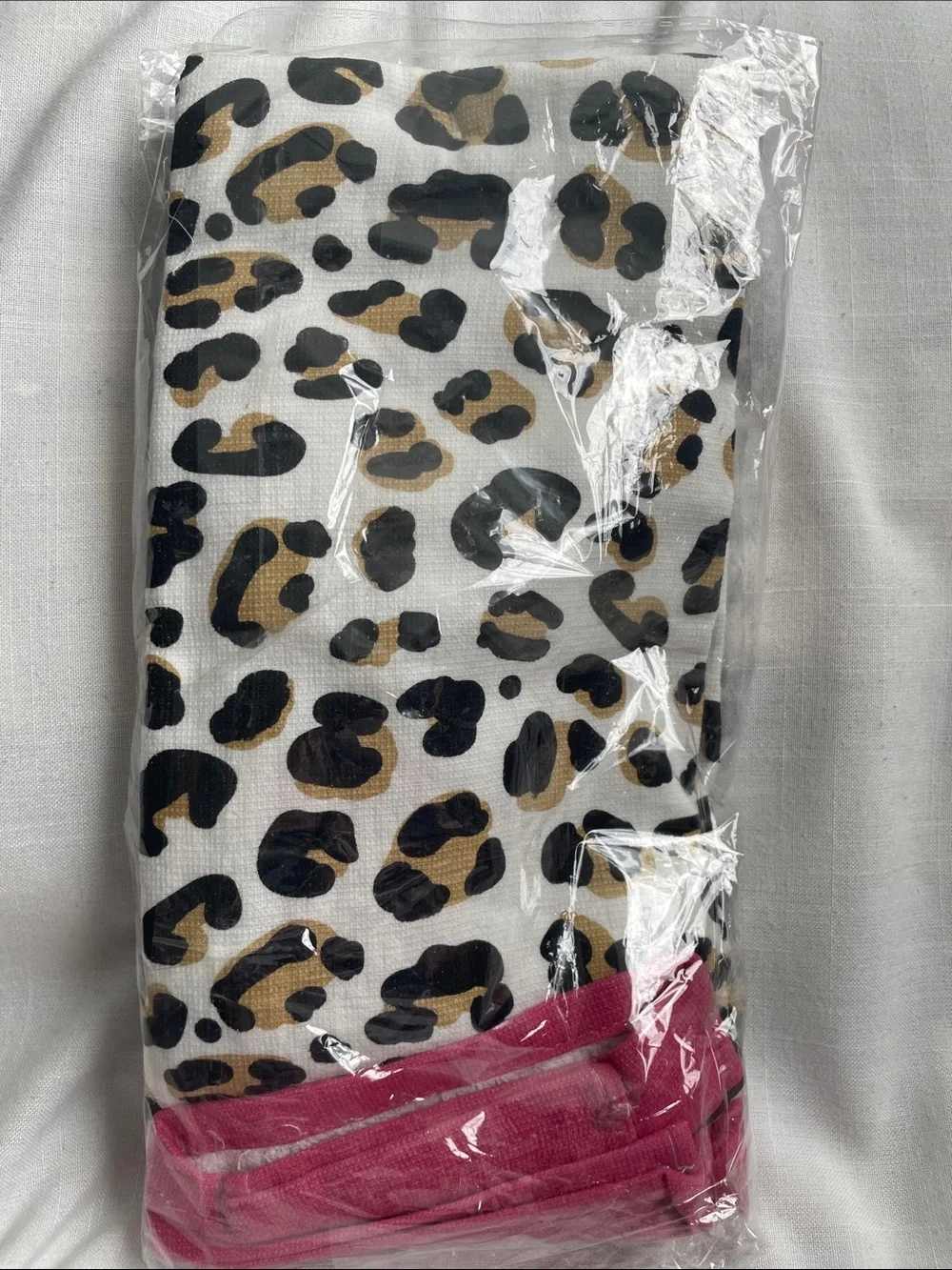 Juicy couture set of 2 Kitchen Towels NEW